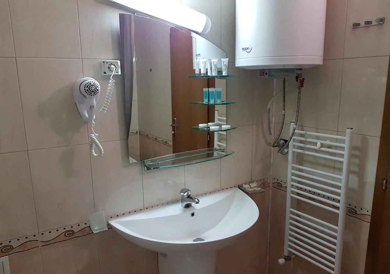 Family 2 Bed Apartment In Банско Экстерьер фото