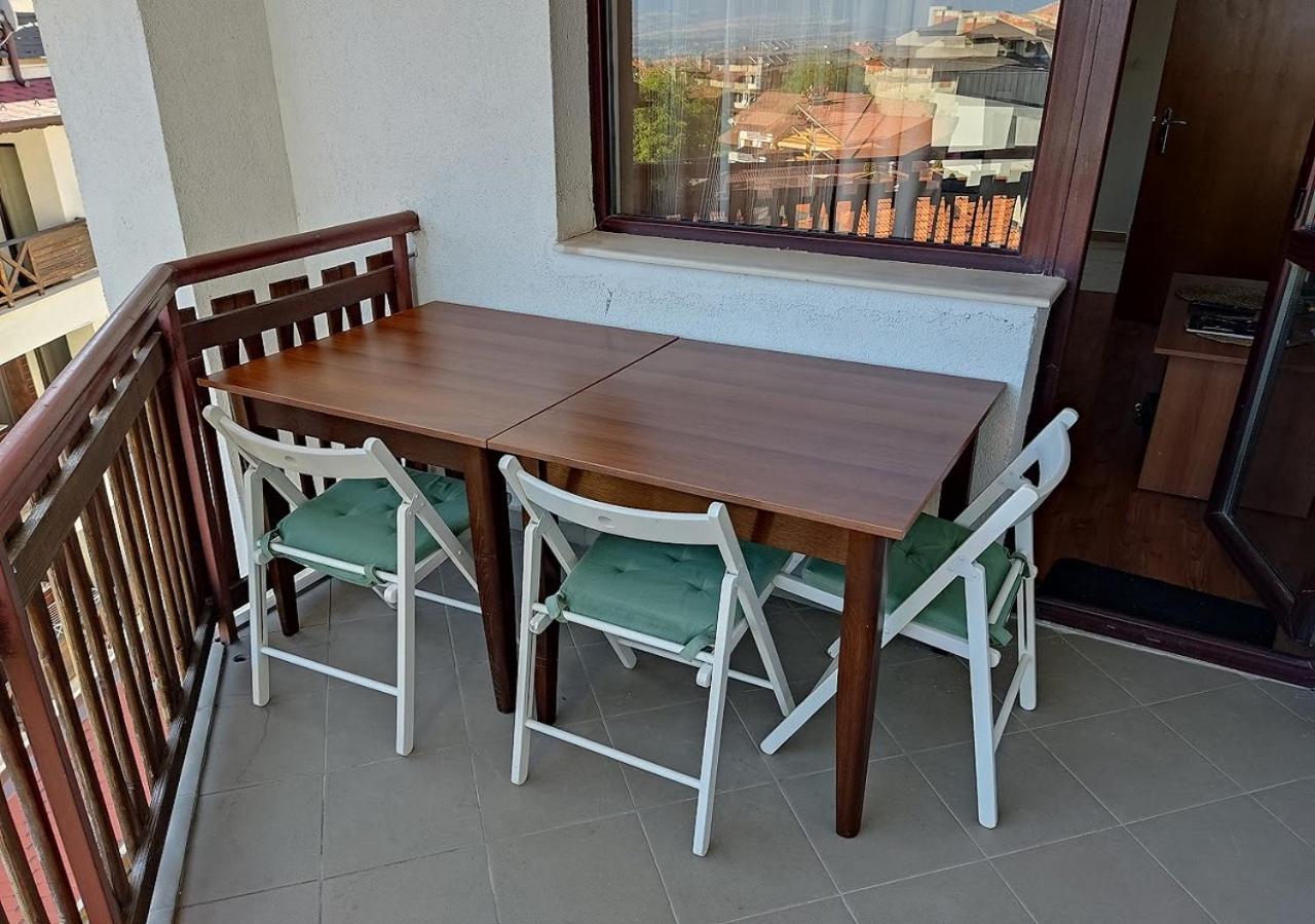 Family 2 Bed Apartment In Банско Экстерьер фото