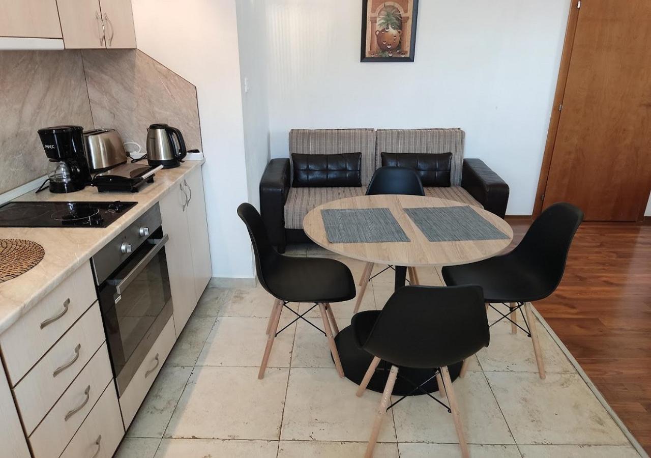 Family 2 Bed Apartment In Банско Экстерьер фото