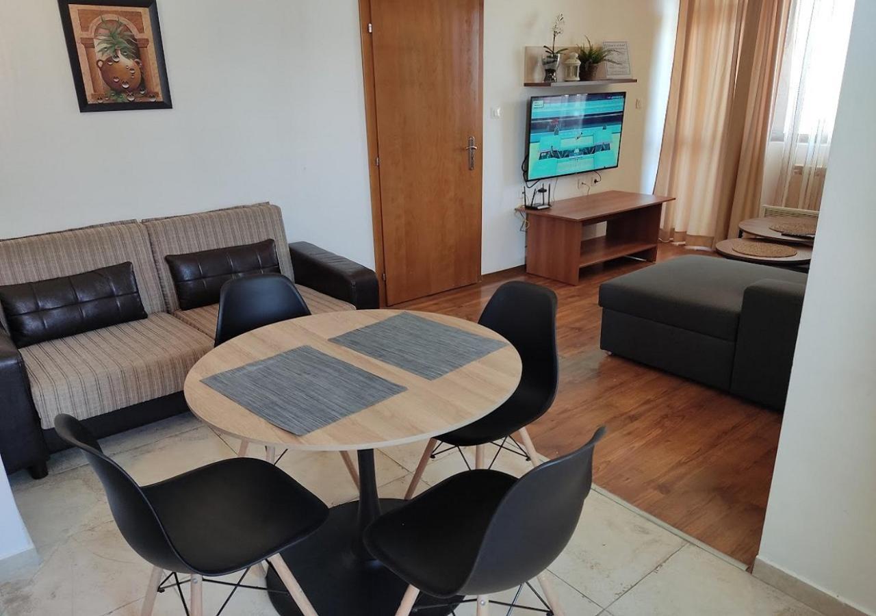 Family 2 Bed Apartment In Банско Экстерьер фото